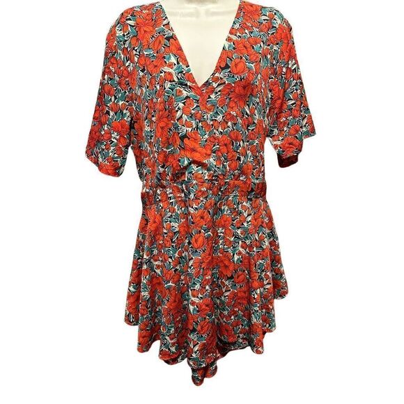 Boohoo Womens Plus Size Red Floral Wrap Skort Playsuit Romper V Neck Size 20 - Picture 1 of 12